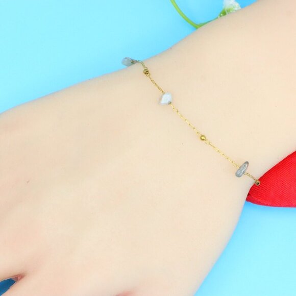 Chic & Stylish Bracelet – A Thoughtful Gift for Women and Girls, DYC1716 - Picture 4 of 7